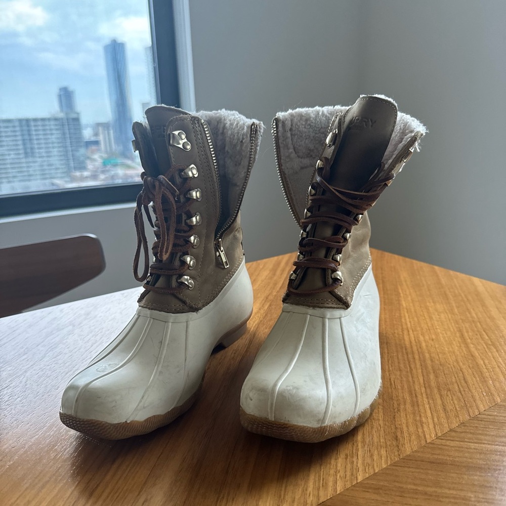 Sperry Winter Rain Boots Size 8